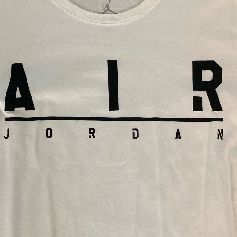 Air Jordan White Long Sleeve Shirt Size M - Picture 10 of 11